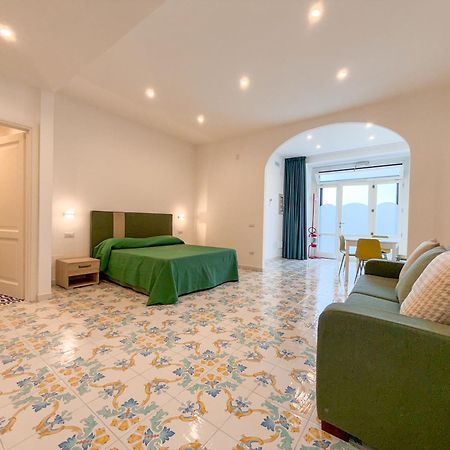 Suites In The Amalfi Coast - Guesthouse With Terrace Near Amalfi - Breathtaking View Of Ravello Scala Dış mekan fotoğraf