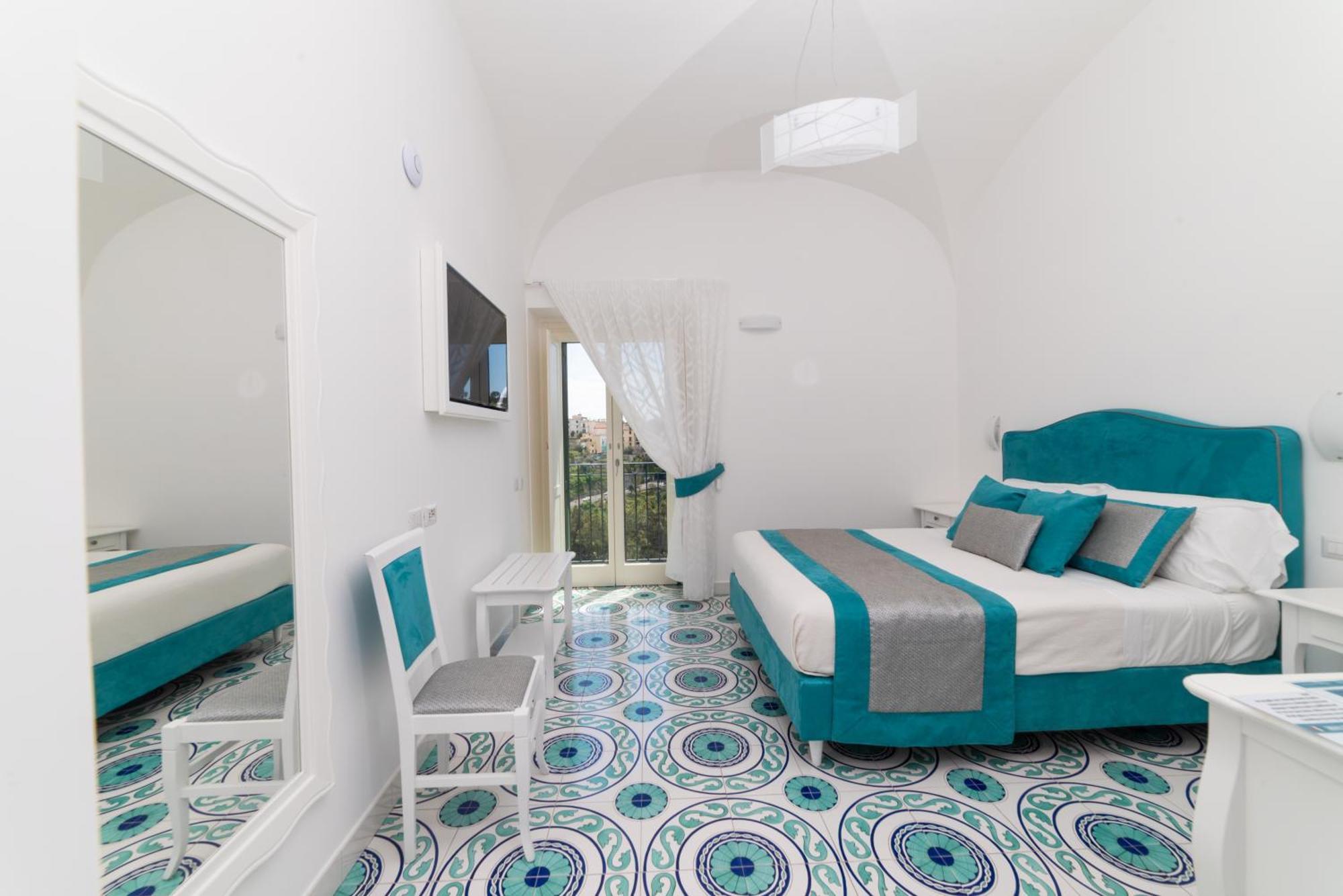 Suites In The Amalfi Coast - Guesthouse With Terrace Near Amalfi - Breathtaking View Of Ravello Scala Dış mekan fotoğraf