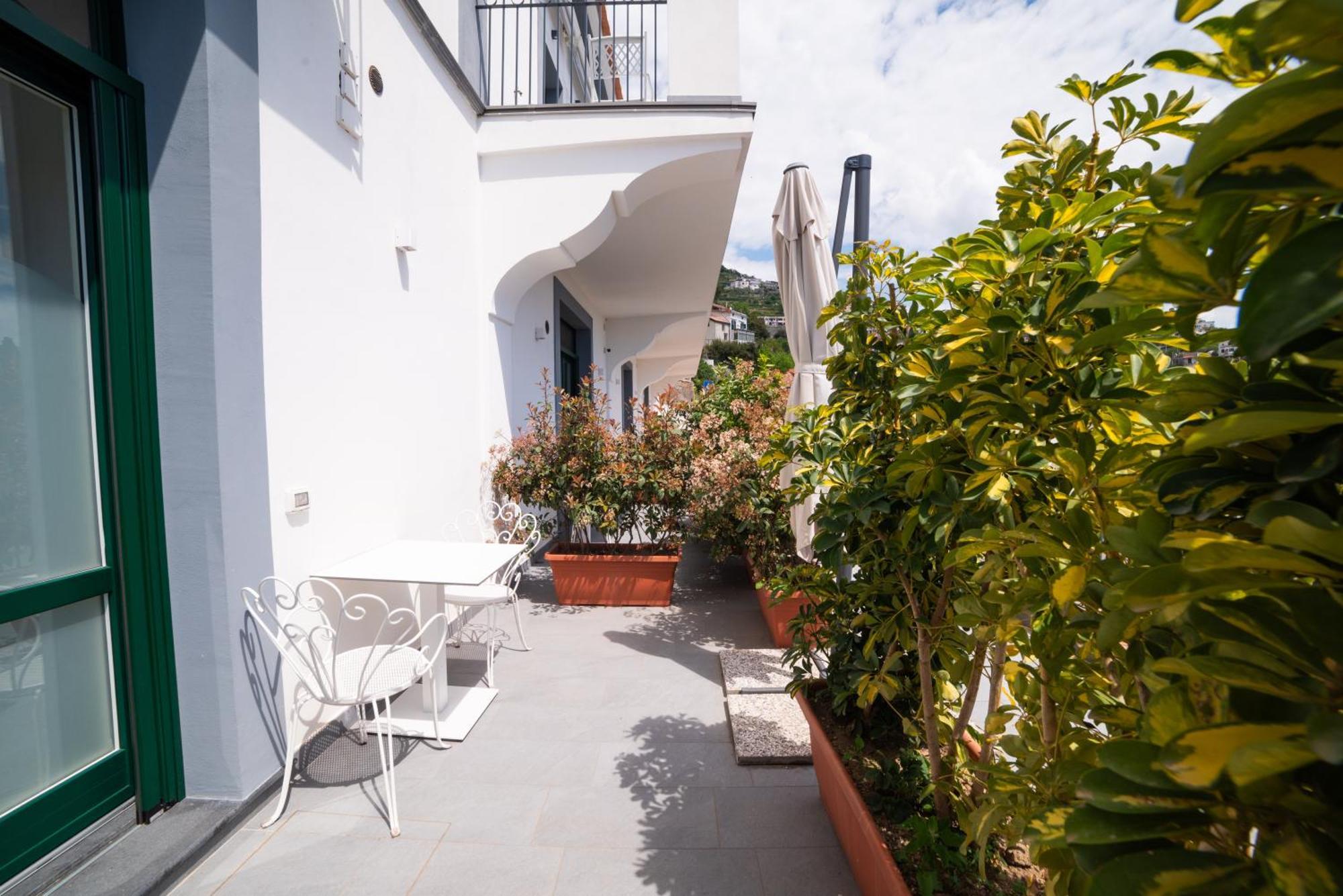 Suites In The Amalfi Coast - Guesthouse With Terrace Near Amalfi - Breathtaking View Of Ravello Scala Dış mekan fotoğraf